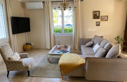 Chateau-la-Valliere House | Au Gré des Souvenirs, gite 4 à 10 pers, clim, jacuzzi, loisirs