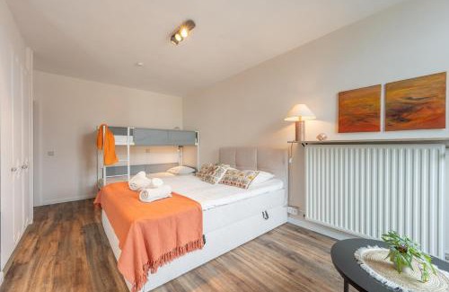 De Haan Apartment | Au Louvre De Haan