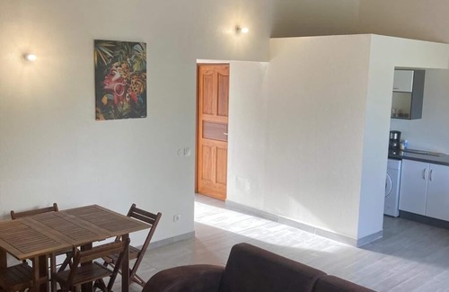 L'Houezel House | Au Manguier, new T2 with WIFI and cable TV