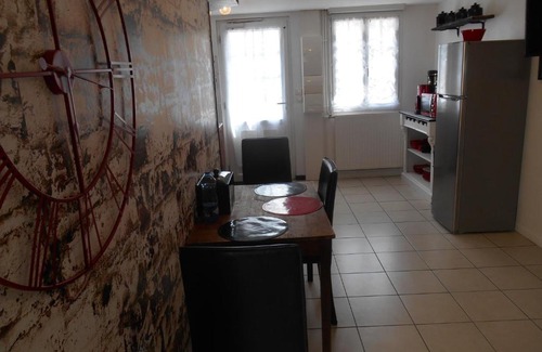 Beauvais Apartment | Au Nid du Thil