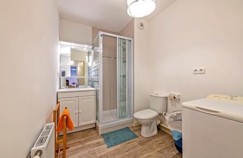 Plougastel-Daoulas Apartment | Au Pays des Fraises - Appt à proximité des plages