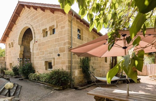 Lacapelle-Marival House | "Au Petit Grammont" Gîte de Charme Lison, Piscine et Jacuzzi au Cœur du Lot!