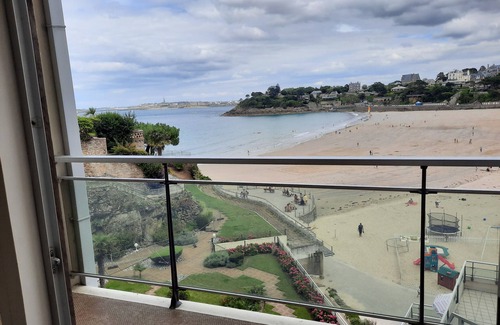 Dinard Apartment | AU Pied DE LA Plage DE L'ecluse, Studio Atypique