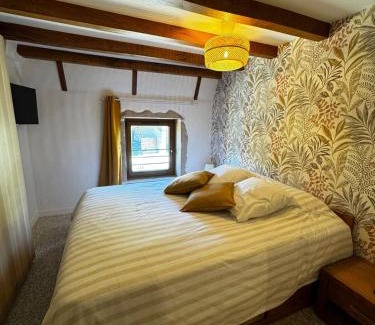 Sance House | Au pré des pierres