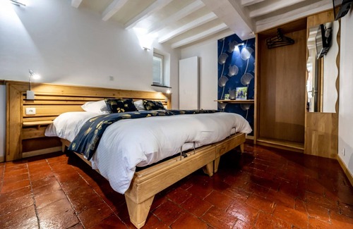 Gommegnies Hotel | Au Repos De La Licorne