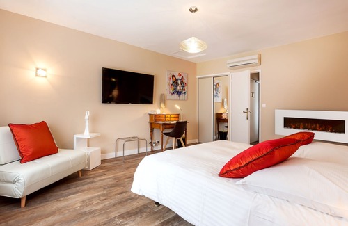 Sorges-et-Ligueux-en-Perigord Hotel | Auberge De La Truffe