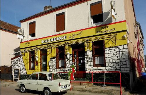 Le Breuil Hotel | Auberge du Vieux Moulin