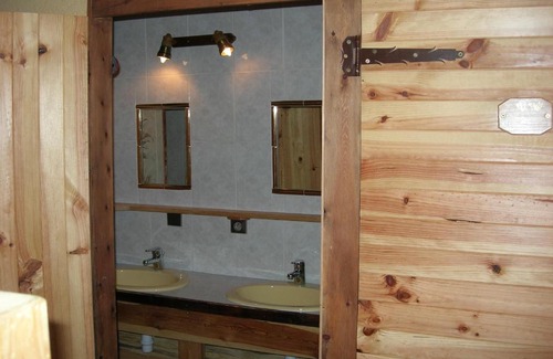 Nevache Hotel | Auberge La Cleida