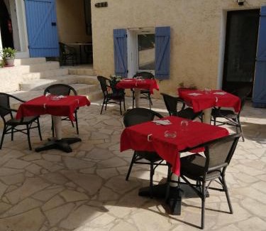 Sausset-les-Pins Hotel | Auberge La Folie