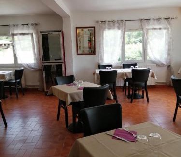 Sausset-les-Pins Hotel | Auberge La Folie