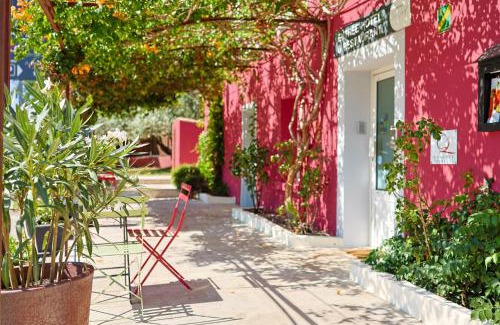 Peyruis Hotel | Auberge les Galets