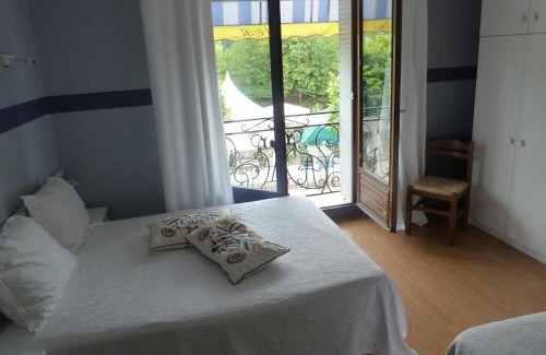 Vincelottes Hotel | Auberge Les Tilleuls