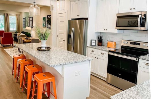 Auburn - Opelika House | Aubie’s Favorite Place near Campus and Tiger Town with 2 King & 2 Queen beds
