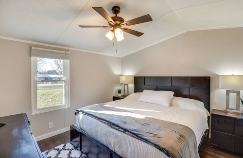 Era House | Aubrey Getaway Near Lake Ray Roberts!