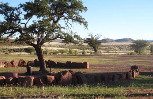 Karas Other | Aubures Camp