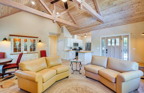 Auburn Cottage | Auburn Farmhouse w/Fireplace, Close to Wineries
