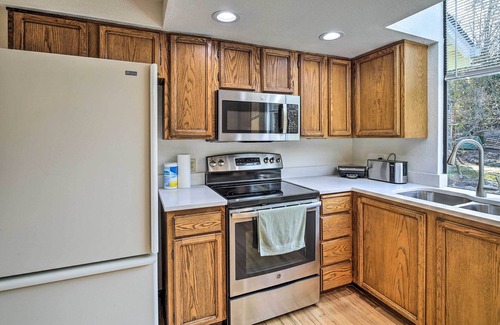 Lakeland North House | Auburn Home ~ 6 Mi to Saltwater State Park