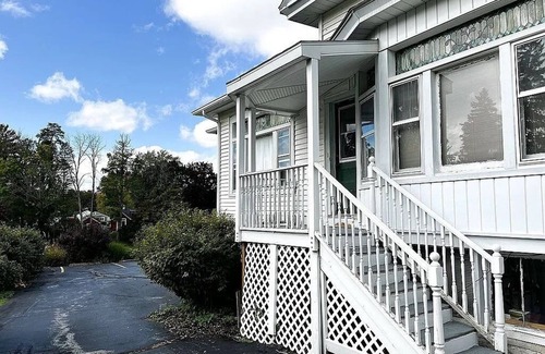 Melrose Park Apartment | Auburn Riverside, Owasco Lake, Outdoor Space