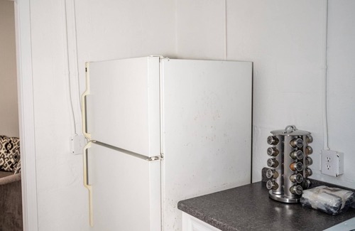 Black Pearl Apartment | Audubon House Apt. 3: 1bd/1ba