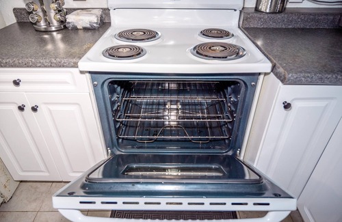 Black Pearl Apartment | Audubon House Apt. 3: 1bd/1ba