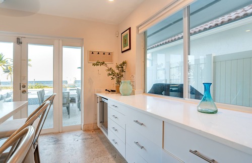 Birch Park Finger Streets House | Aug/Sept Discount! Pool, Steps from Beach, Ocean View | Ocean Haven by AvantStay
