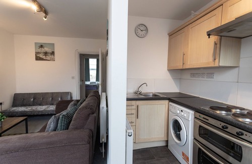 Southville Apartment | August Discount - Long Stay - Contractors