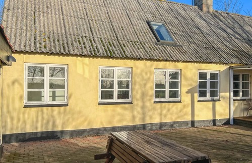Pedersker House | "Aulikki" - 2km from the sea by Interhome
