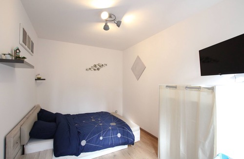 Saint-Quentin Apartment | AUMALE RESIDENCE 🏅