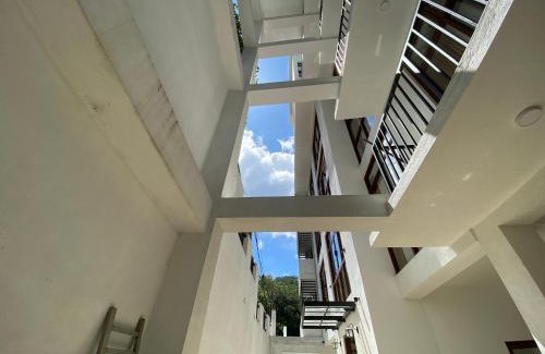 Tennekumbura Hotel | Aurelia inn
