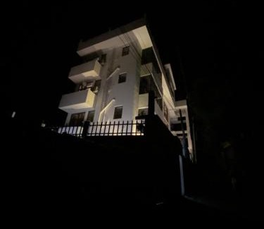 Tennekumbura Hotel | Aurelia inn