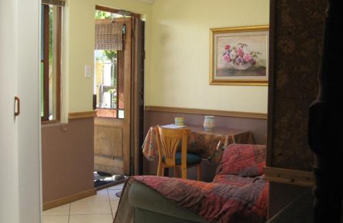 Trawal House | Aurora Guest Units