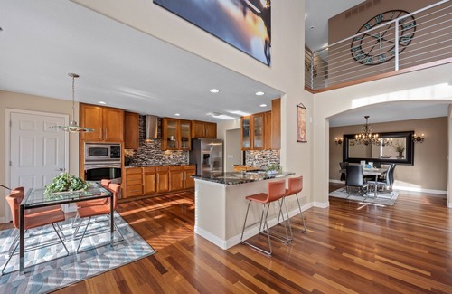 Conservatory House | Aurora Manor with Breathtaking Views