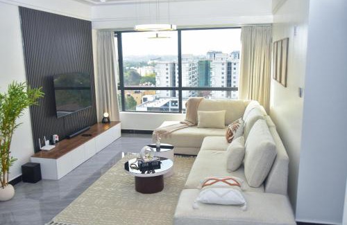 Kilimani Apartment | Aurora Smart Homes- Modern 2BR Apartment with Pool & Gym,Kilimani