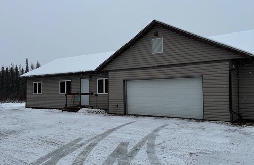 Badger House | Aurora viewing 3BR/2BA home, plus heated 2 car garage, North Pole, AK.