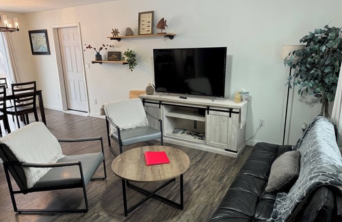 Badger House | Aurora viewing 3BR/2BA home, plus heated 2 car garage, North Pole, AK.