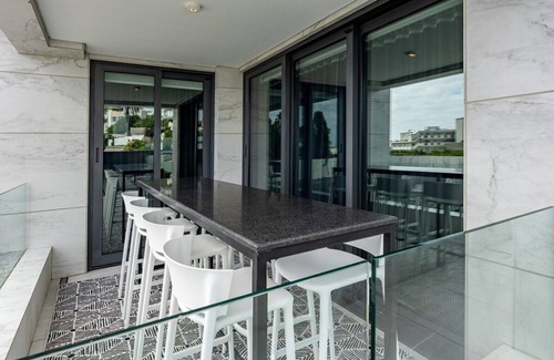 Bantry Bay Apartment | Aurum 101 - Two Bedroom Apartment, Sleeps 4