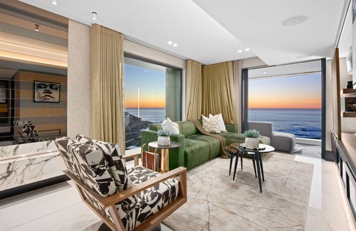 Bantry Bay Apartment | Aurum 501 - Three Bedroom Apartment, Sleeps 6