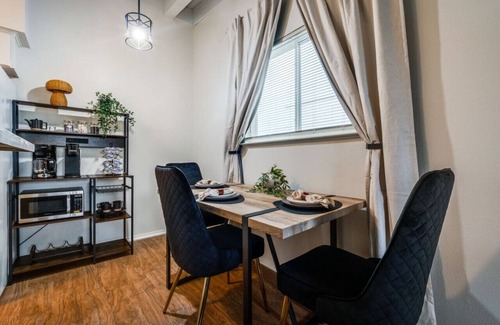 North University Apartment | Austin Central | Pet-Friendly | 10 min to Downtown