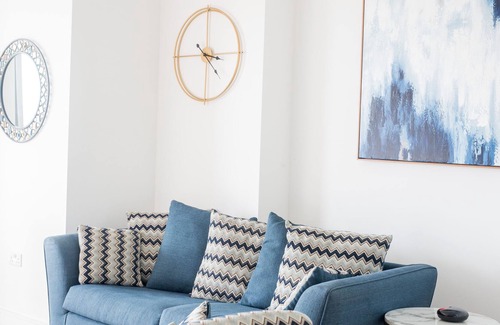 Canary Wharf Apartment | Austin David Apt-Canary Views One Bed Apartment