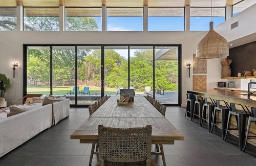 Parker Lane House | Austin Grove/Pool . Fire Pit