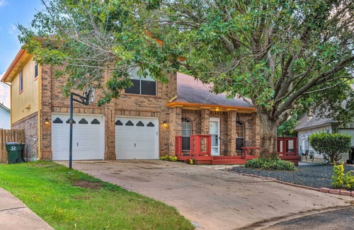 Milwood House | Austin House w/Private Yard - 15 Mi to Downtown!