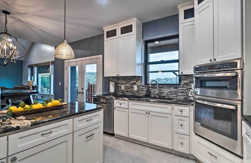 Comanche Trail Estates House | Austin Vacation Rental: 2 Mi to Lake Travis!