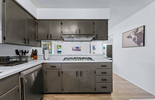 Barton Hills House | Austin Wildgrove 3BR House l Walk to Zilker