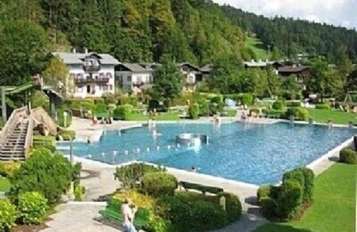 Lofer Ski Chalet | Austrian Chalet In Winter Ski And Summer White Water Town. Central Location