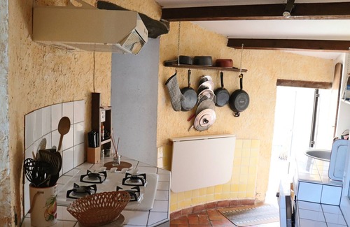 La Bastide-des-Jourdans Cottage | Authentic Provencal dovecote sleeps 5