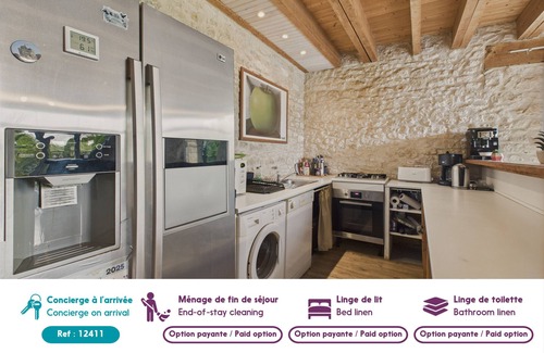 Saint-Vincent-sur-Jard Ski Chalet | Authentic stone house for 7 with garden