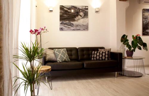 El Pilar Apartment | Authentic Charming Apartment/Wifi/Air Conditioning