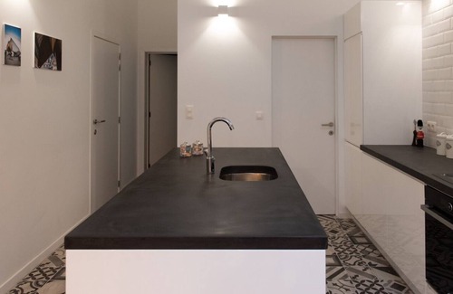 Heirnis Apartment | Authentic city house with a cozy garden