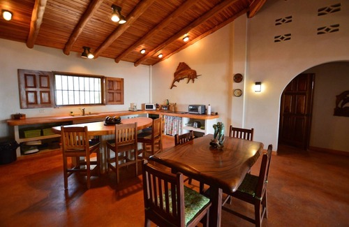 Junquillal House | Authentic Costa Rica Beachfront 3BR - Casa JolRay