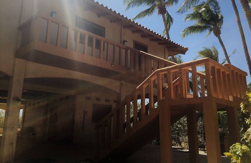 Junquillal House | Authentic Costa Rica Beachfront 3BR - Casa JolRay